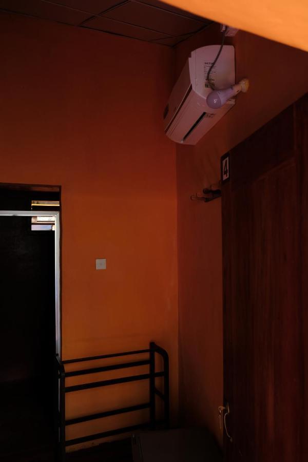 Menaka Homestay Tangalle Dış mekan fotoğraf